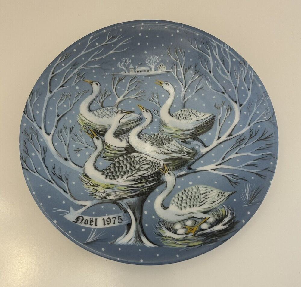 Haviland Limoges The 12 Days of Christmas Plate Six Geese A Laying 1975 Signed